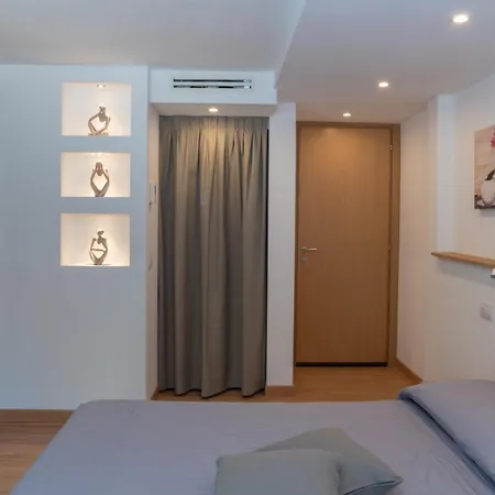 Apartment Mini House 4 *