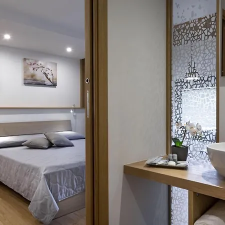 Apartment Mini House 4